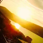 Sunset Apartment