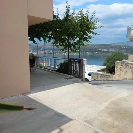 아파트 Sunset 트로기르