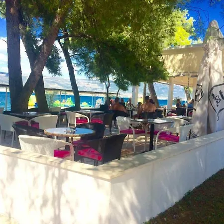 아파트 Sunset 트로기르