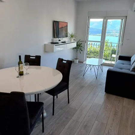 Sunset Τρογκίρ