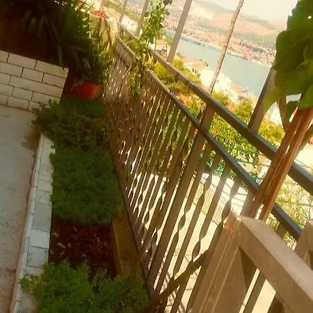 Διαμέρισμα Sunset Τρογκίρ