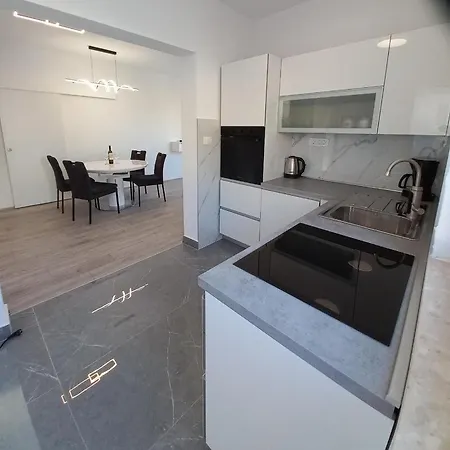 Sunset Apartament *